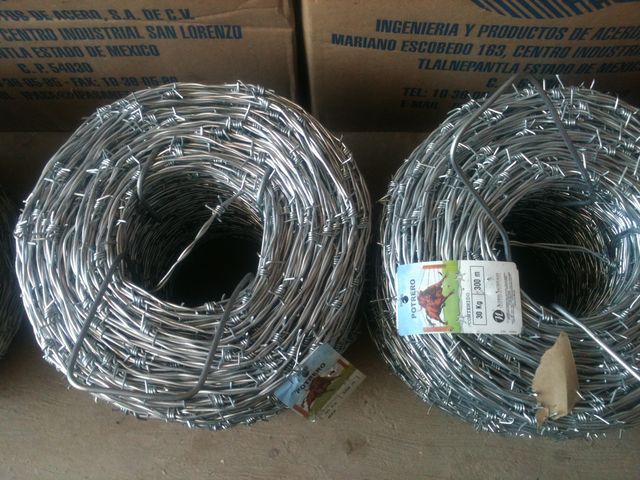 Alambre de puas de 30 kg